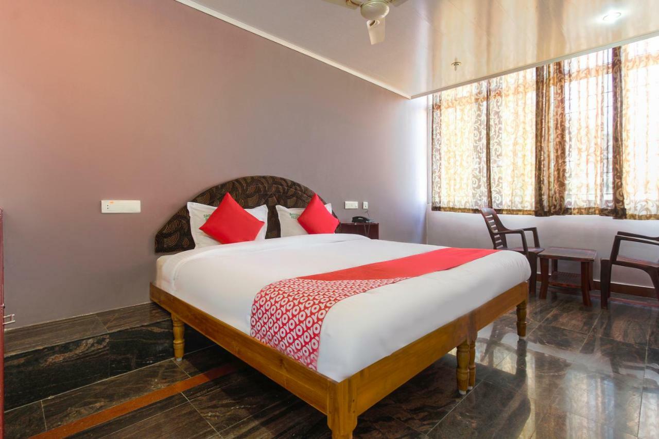 Oyo 45475 Annai Lodge Tandzsávúr Kültér fotó