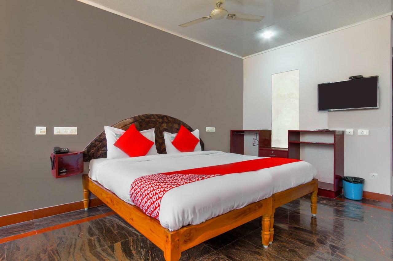 Oyo 45475 Annai Lodge Tandzsávúr Kültér fotó